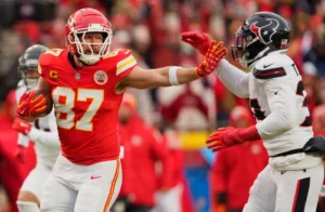 This image is about Travis Kelce and Patrick Mahomes