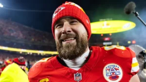 This image is about Travis Kelce