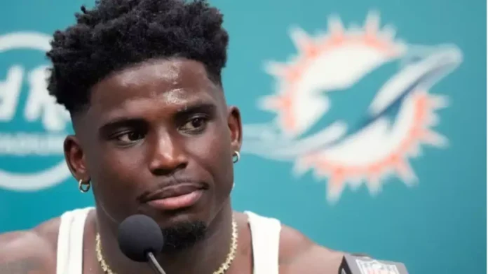This image is about Tyreek Hill