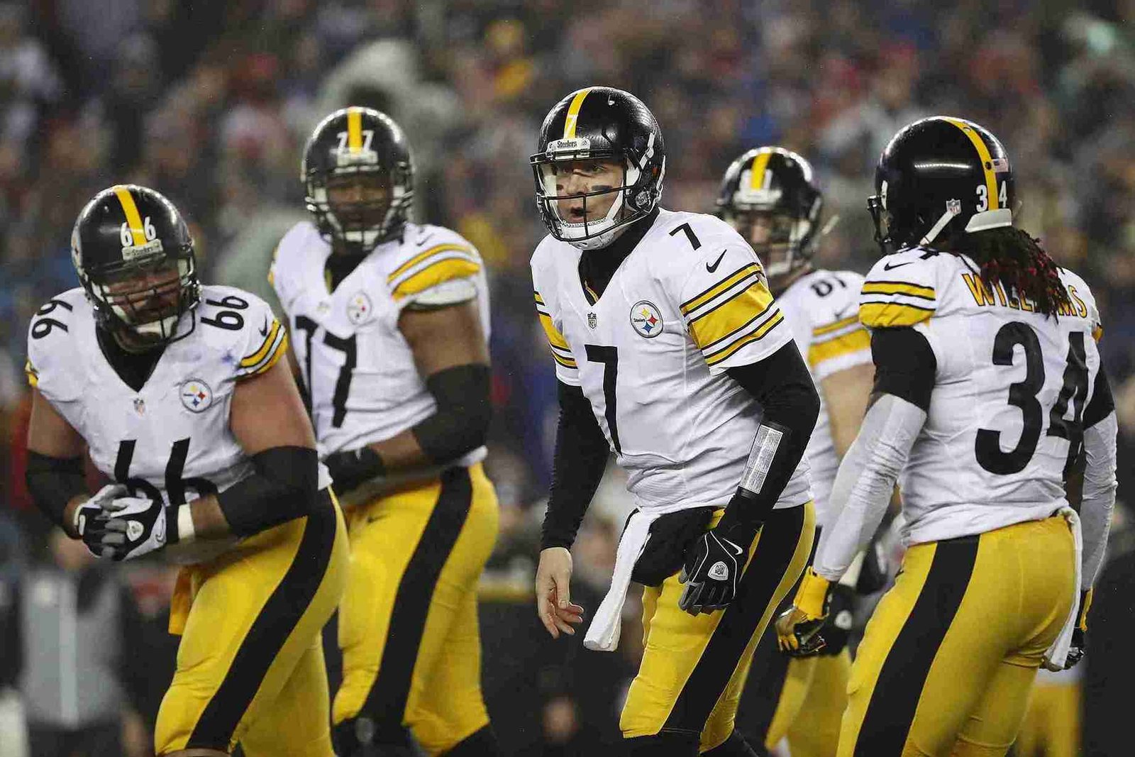 Pittsburgh's team walking 